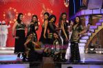 The Iconic Vamps Of Star Plus Perform At The Star Parivaar Awards 2010 (3).JPG